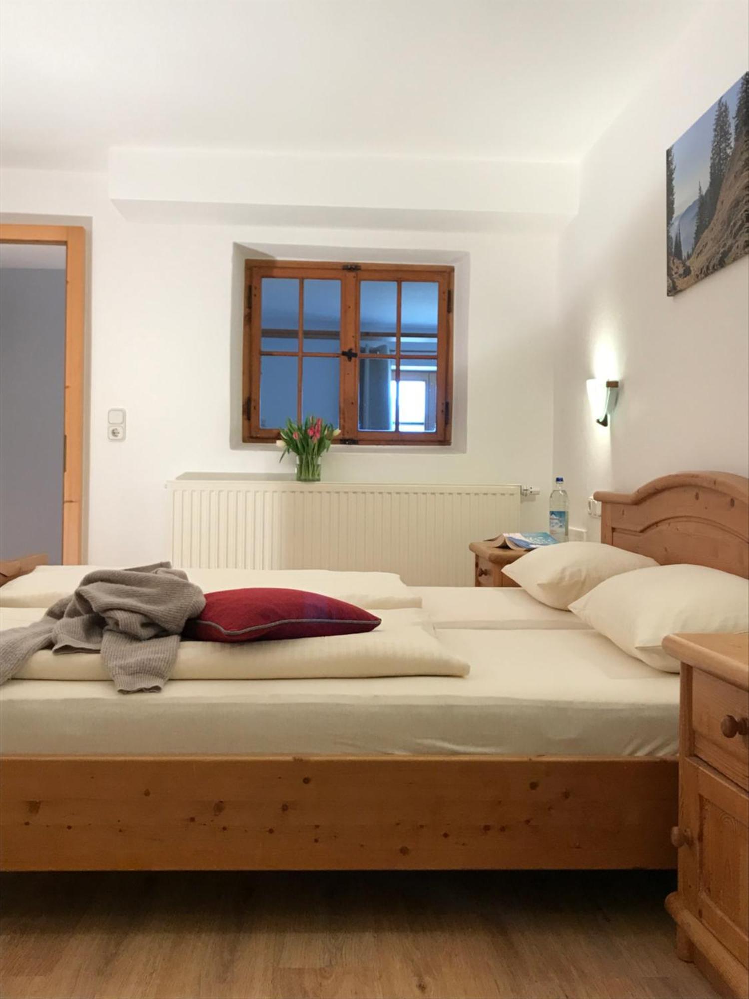 Gaestehaus Hotel Maria Theresia Schliersee Luaran gambar