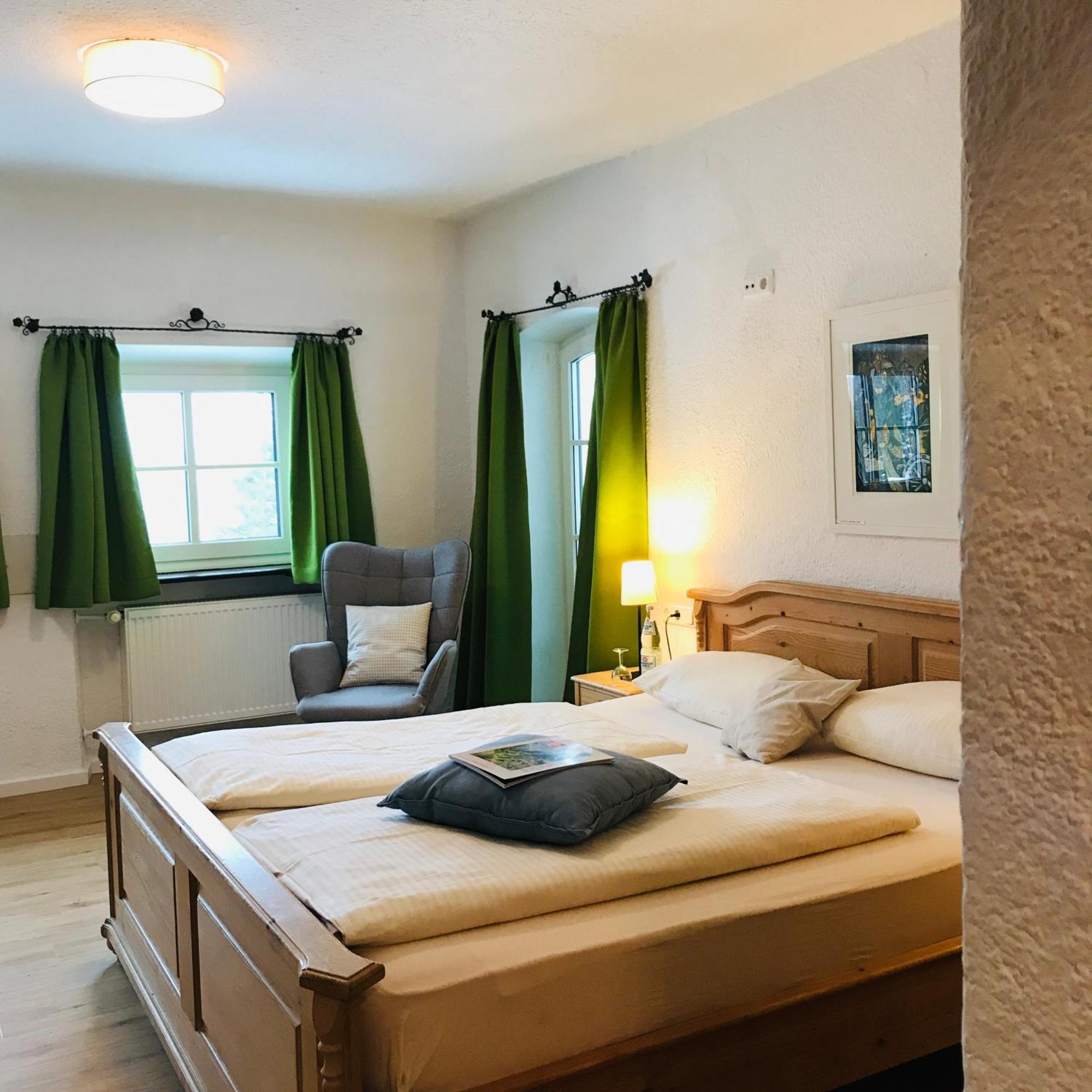 Gaestehaus Hotel Maria Theresia Schliersee Luaran gambar